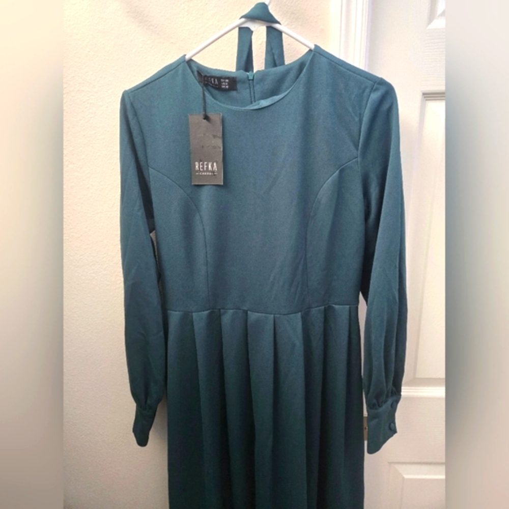 Turkish Refka Green Long Sleeve Dress - Picture 2 of 10
